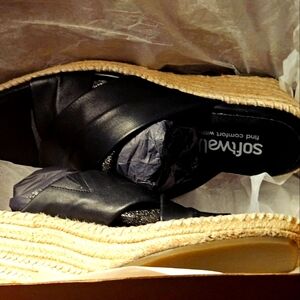 Halsey Soft Walk wedges sz 7 NEW WITH ORG BOX